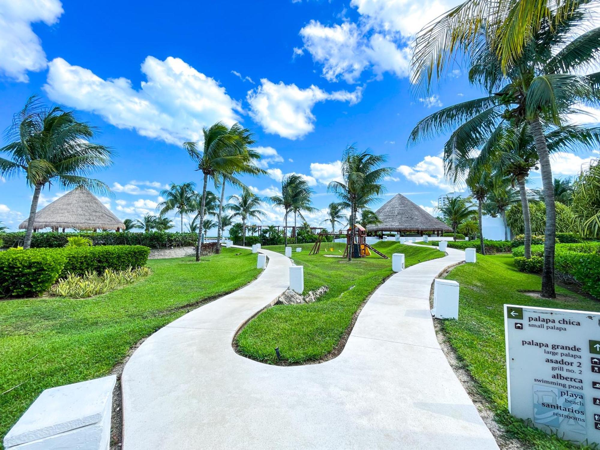 New Beachfront Luxury Apartments Cancun Exterior photo