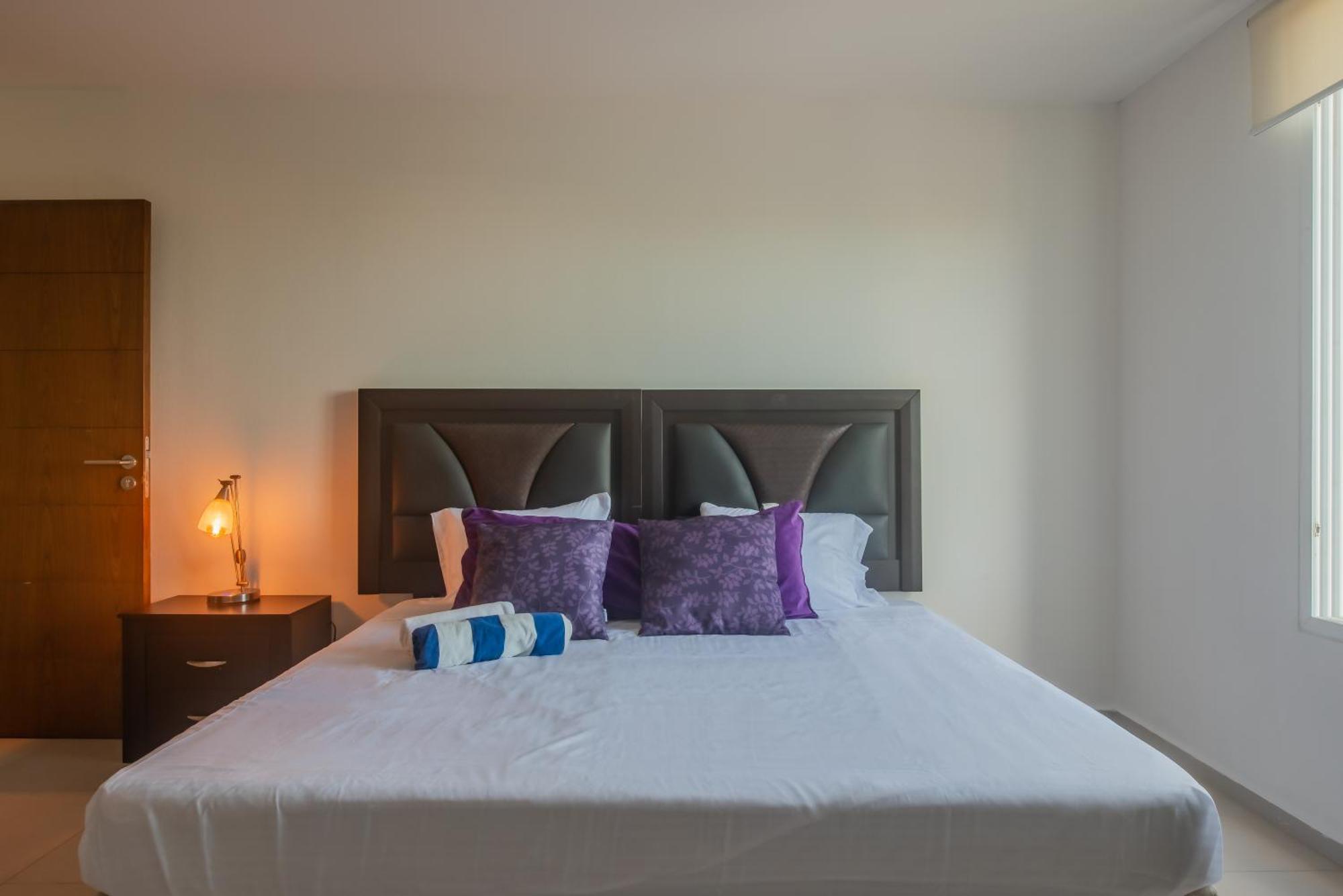New Beachfront Luxury Apartments Cancun Exterior photo