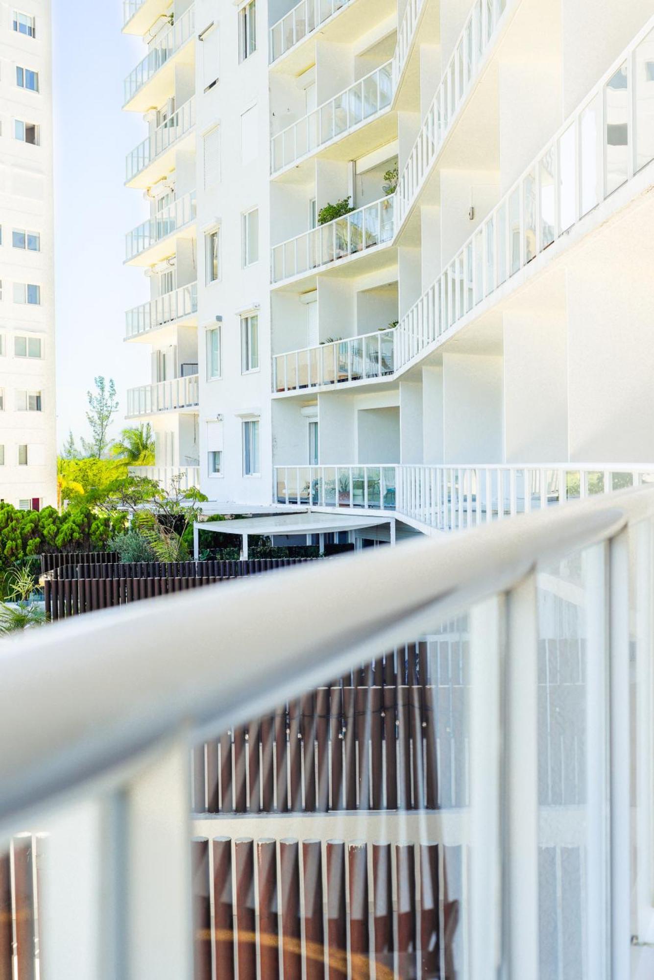 New Beachfront Luxury Apartments Cancun Exterior photo